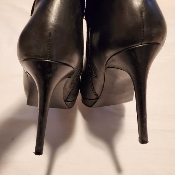Enzo Angiolini Black Platform Ankle Boots with Silver Accents & Straps Size 8.5 - Picture 5 of 13
